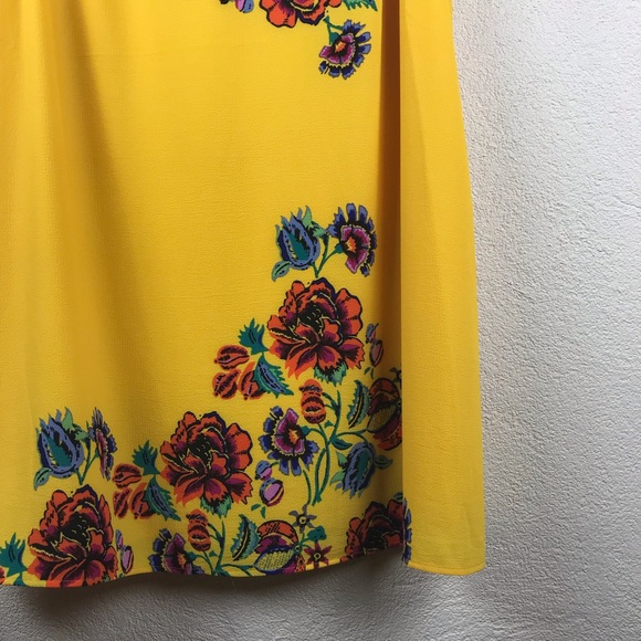 SOLD l Plus Yellow Floral Ruffle Sleeve Dress - Picture 3 of 8